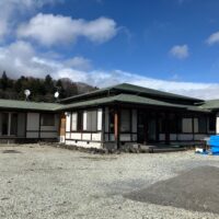 御代田塩野店舗